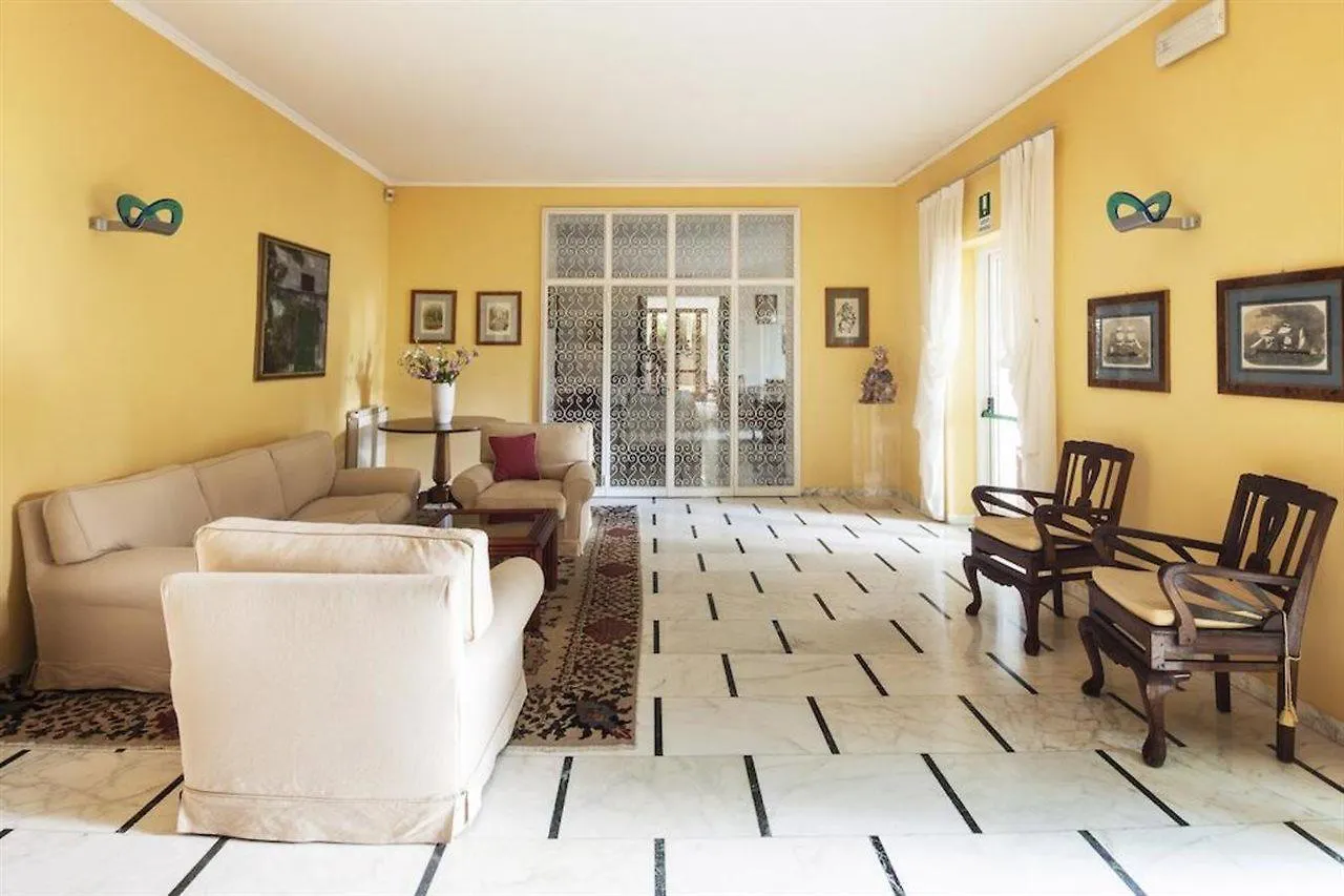Hotel President - Vintage Hotel In Centro Riccione