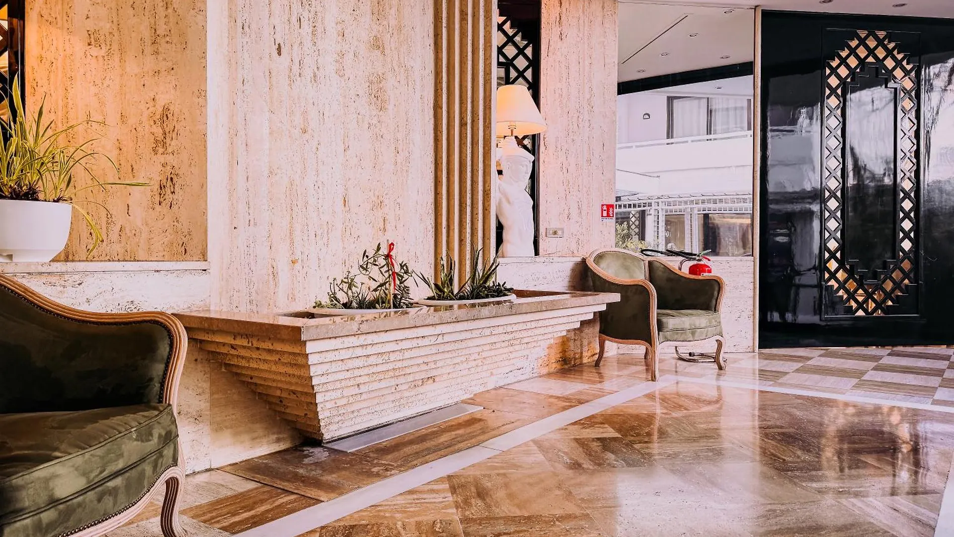 Hotel President - Vintage Hotel In Centro Riccione