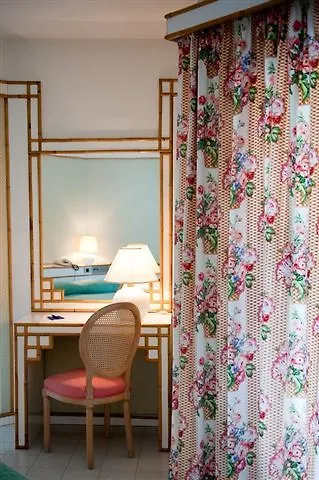 Hotel President - Vintage Hotel In Centro Riccione